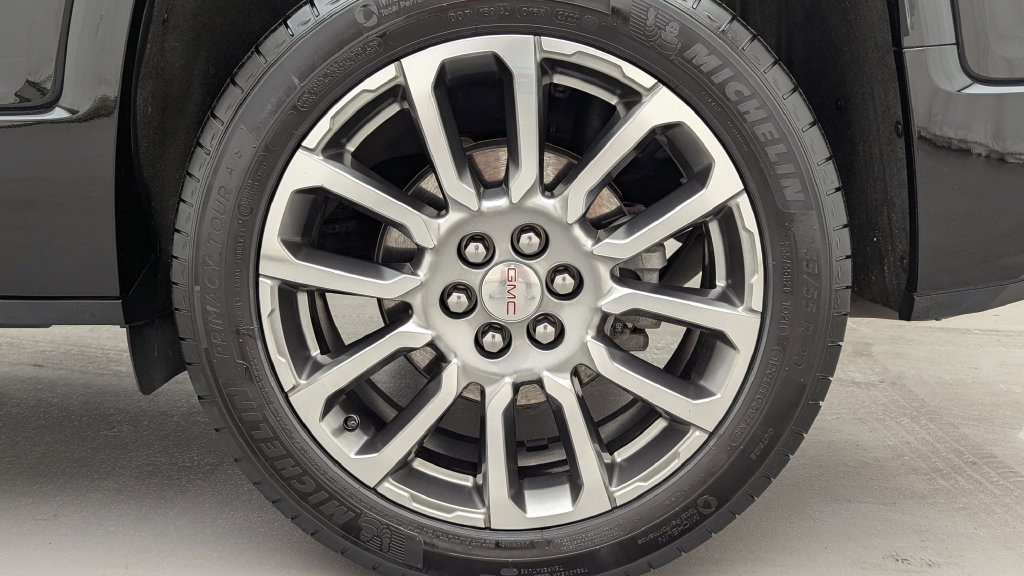 Certified 2023 GMC Acadia Denali w/ LPO, Floor Liner Package FWD image 42