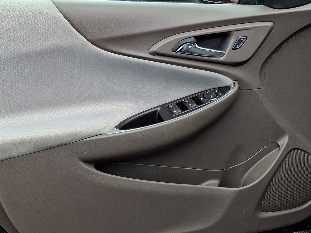 Certified 2017 Chevrolet Malibu LT image 13