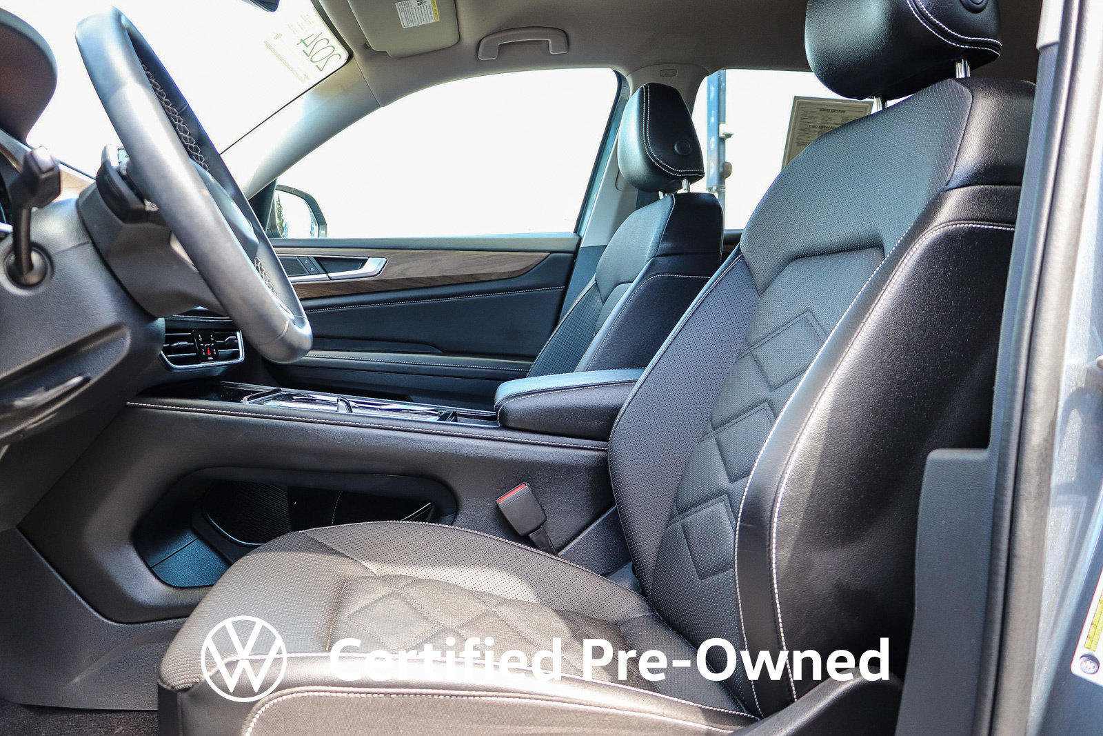 Certified 2024 Volkswagen Atlas SE FWD image 19