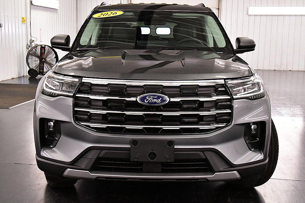 New 2026 Ford Explorer Active w/ Active Comfort Package AWD/4WD image 2