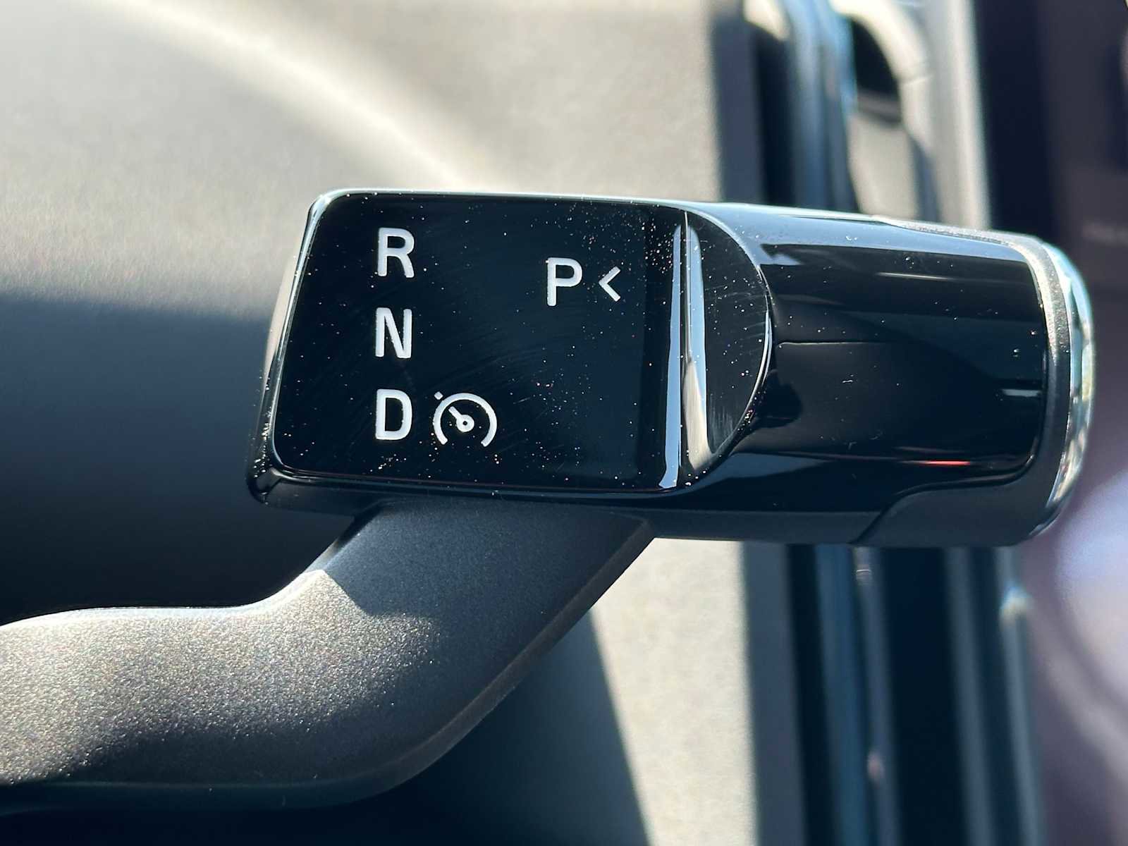 New 2025 Volvo EX30 Plus w/ Protection Package Premier image 33
