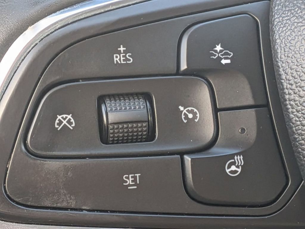 Used 2023 Buick Envision Essence w/ Sport Touring Package image 21