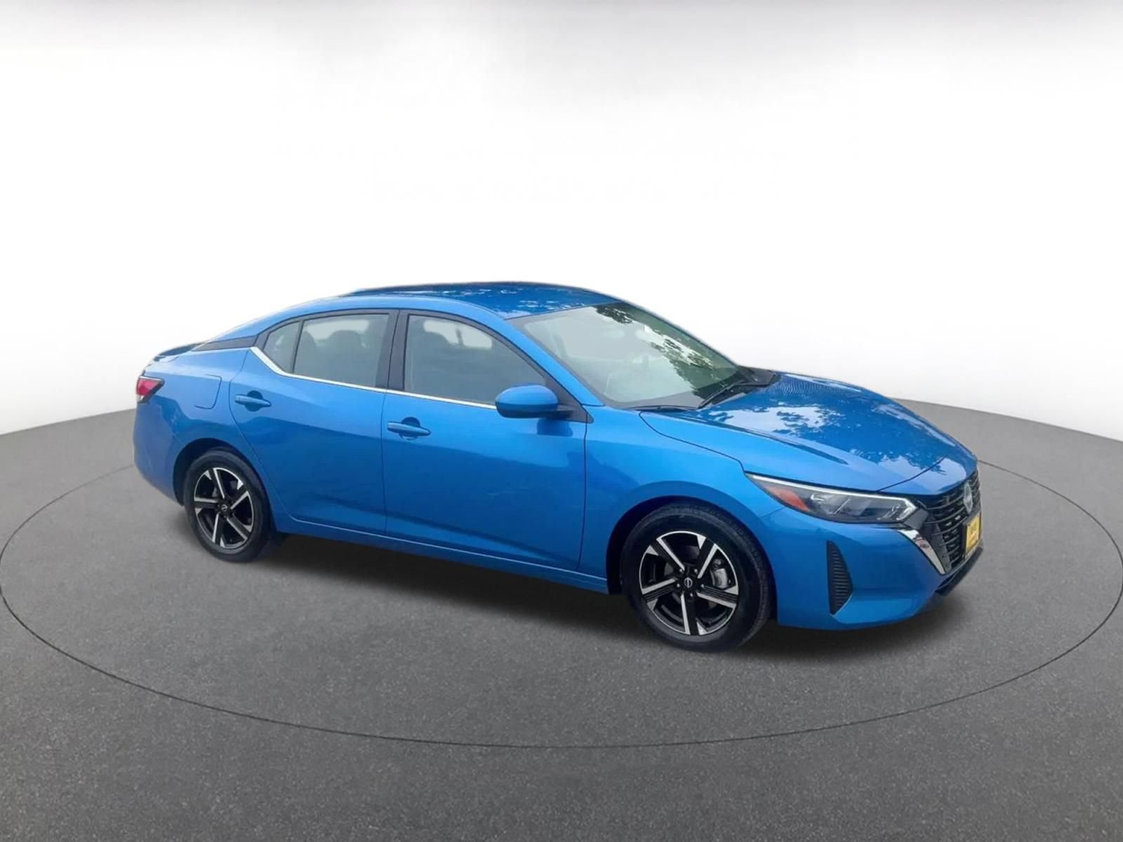 Used 2025 Nissan Sentra SV FWD video 2
