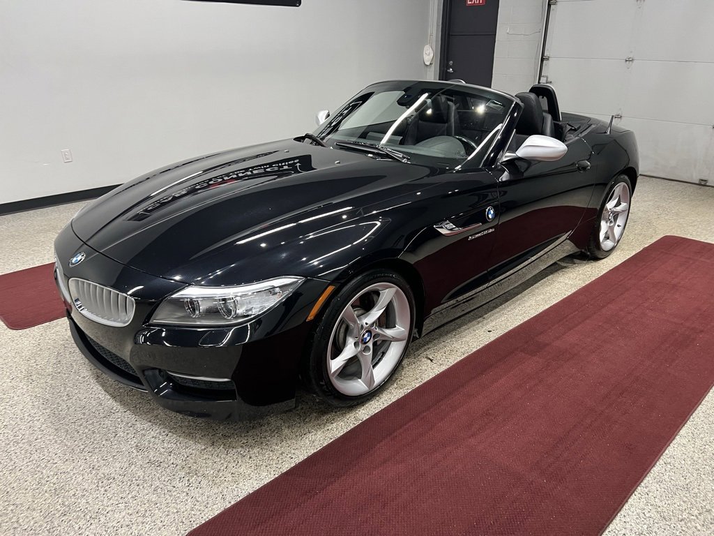 Used 2015 BMW Z4 sDrive35is image 3