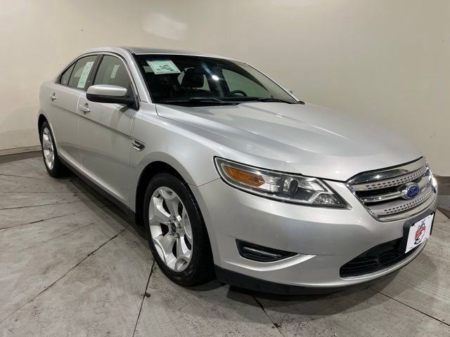 Used 2012 Ford Taurus SEL FWD image 2