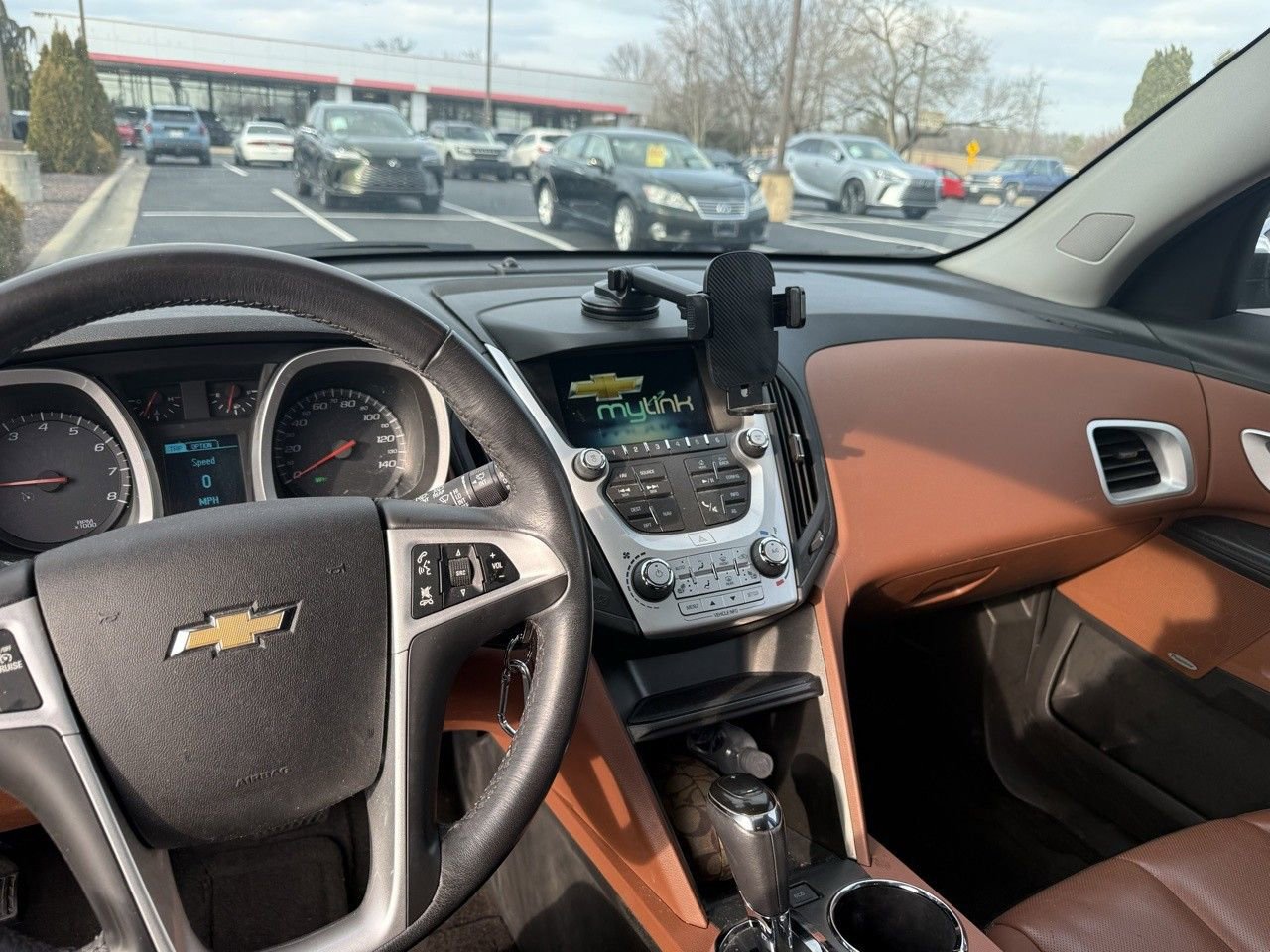 Used 2016 Chevrolet Equinox LTZ w/ Enhanced Convenience Package image 11