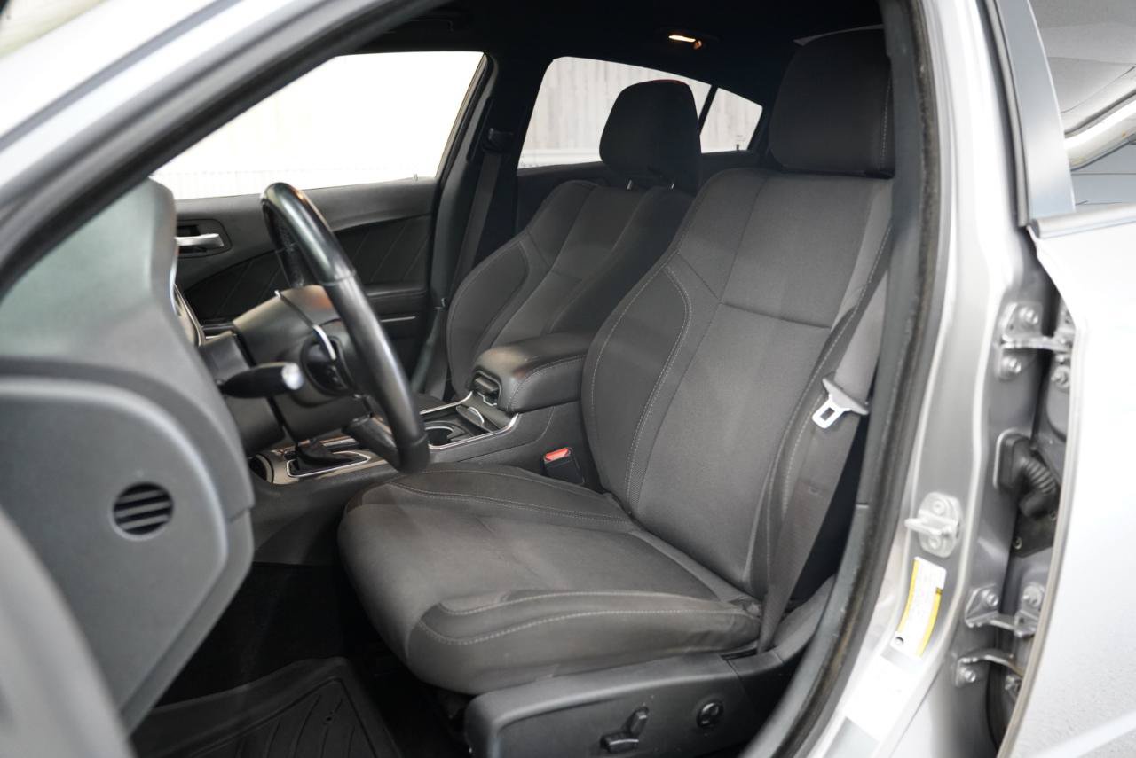 Used 2018 Dodge Charger R/T RWD image 23