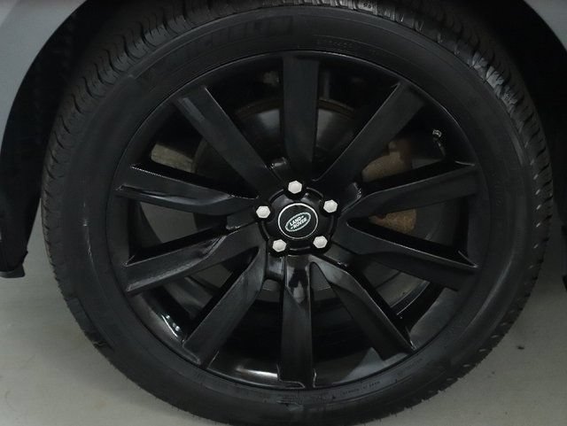Used 2019 Land Rover Range Rover Velar R-Dynamic SE AWD/4WD image 39
