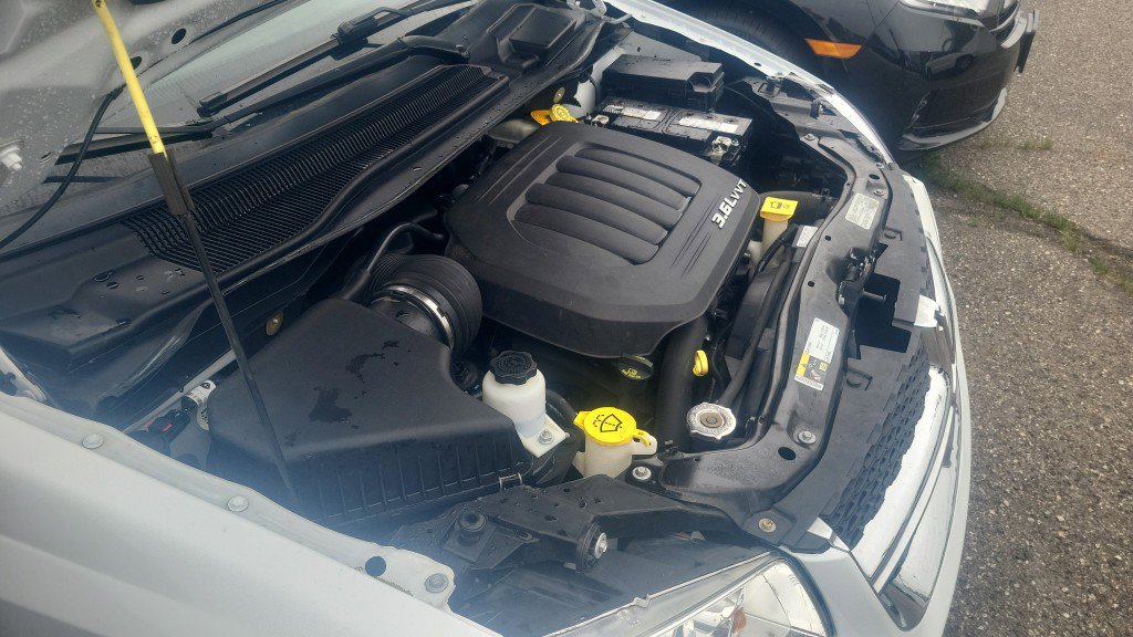 Used 2018 Dodge Grand Caravan SE image 34