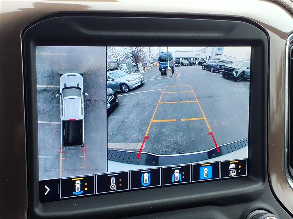 Used 2023 Chevrolet Silverado 2500 High Country image 12