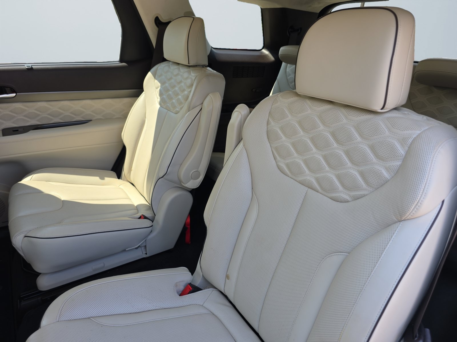 Used 2020 Hyundai Palisade Limited FWD image 14
