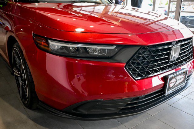 Used 2023 Honda Accord Sport image 10