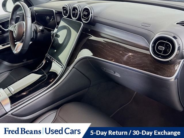 Used 2024 Mercedes-Benz GLC 300 4MATIC image 30