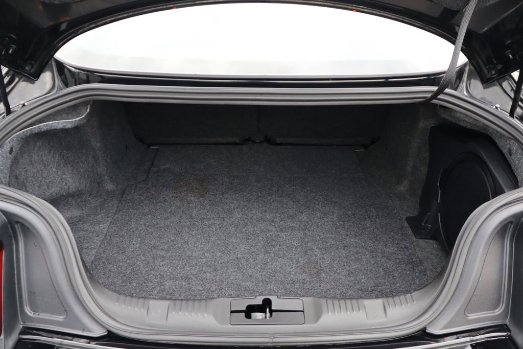 Used 2020 Ford Mustang Shelby GT350 w/ Technology Package image 30