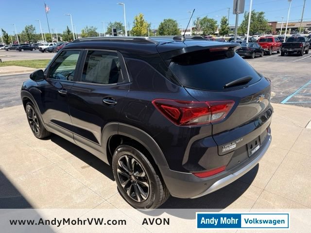 Used 2021 Chevrolet TrailBlazer LT w/ Convenience Package FWD image 4