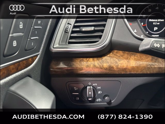 Used 2018 Audi Q5 2.0T Premium Plus w/ Premium Plus Package AWD/4WD image 14