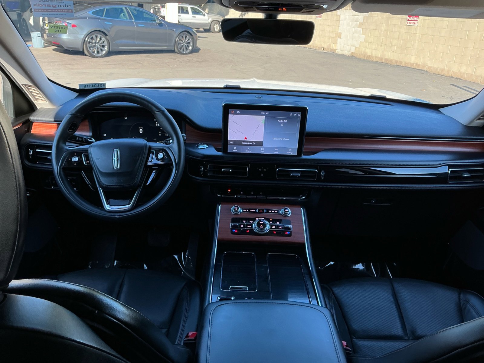 Used 2024 Lincoln Aviator Reserve AWD/4WD image 18