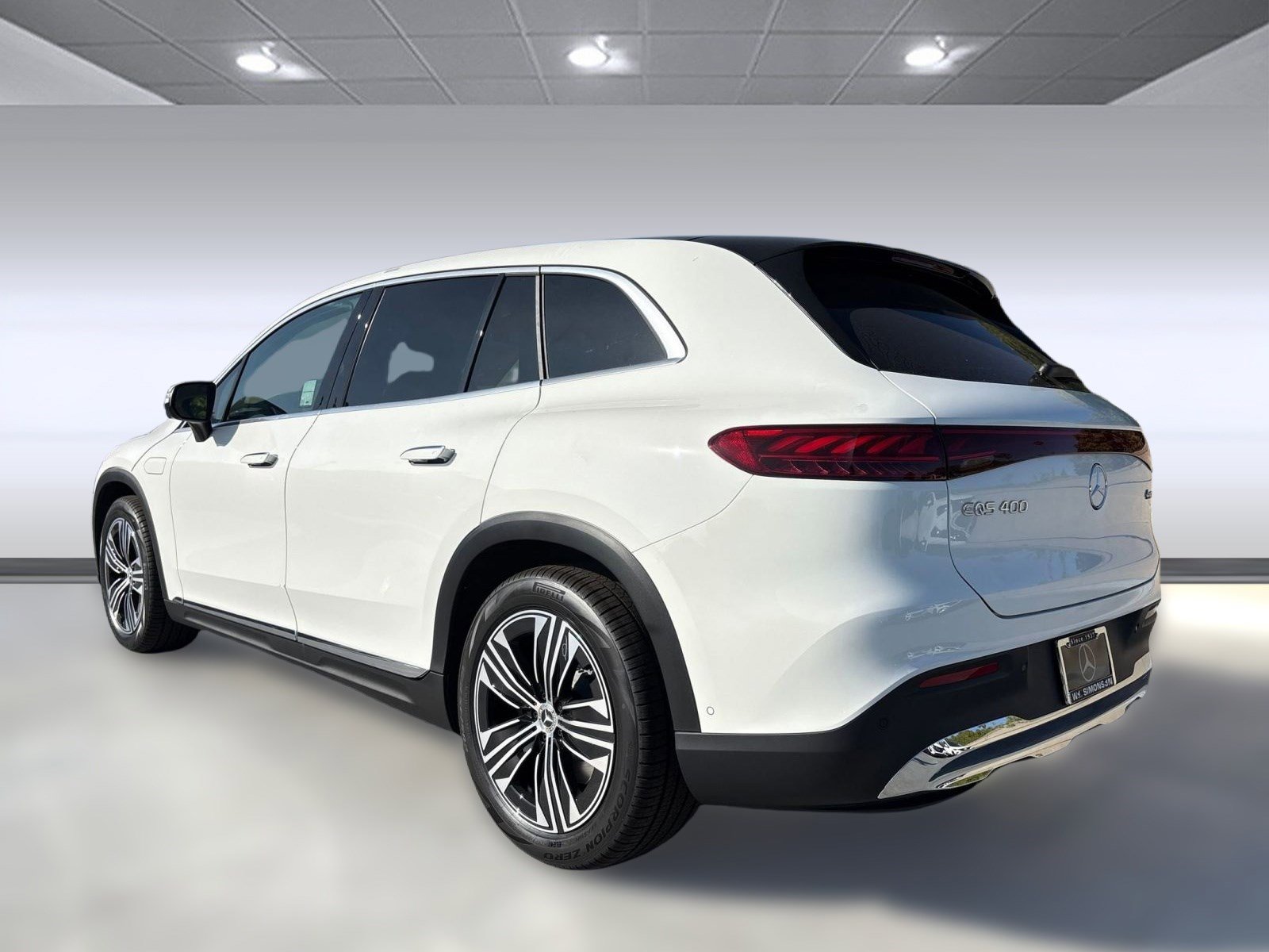 New 2026 Mercedes-Benz EQS 400 4MATIC SUV image 2