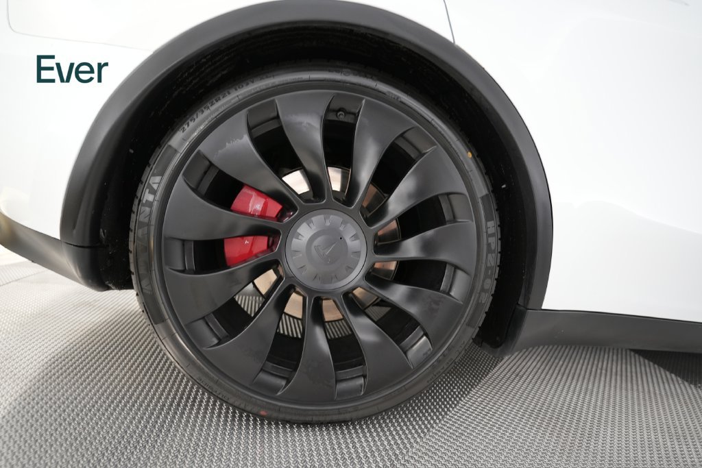 Used 2023 Tesla Model Y Performance AWD/4WD image 21
