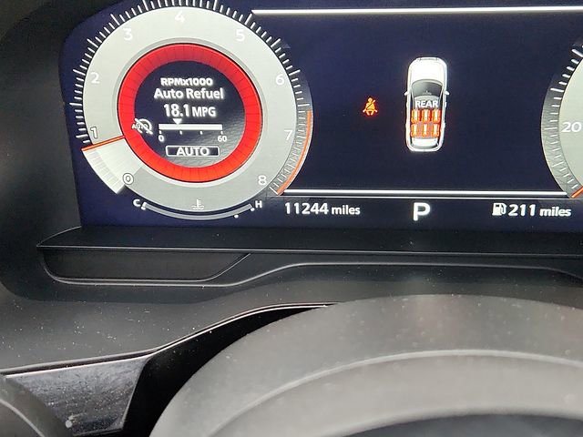 Used 2024 Nissan Pathfinder Platinum w/ Lighting Package (N93) AWD/4WD image 22