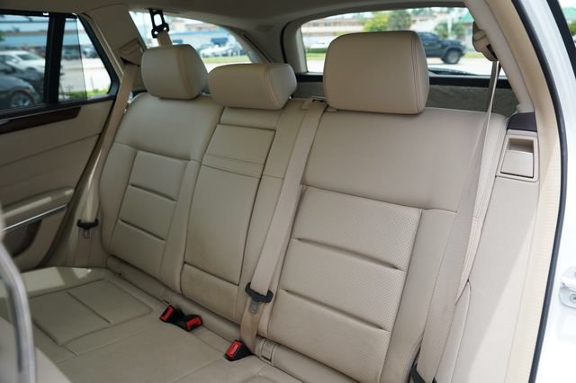 Used 2015 Mercedes-Benz E 350 4MATIC Wagon image 12