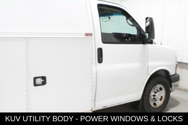 Used 2014 Chevrolet Express 3500 RWD image 35