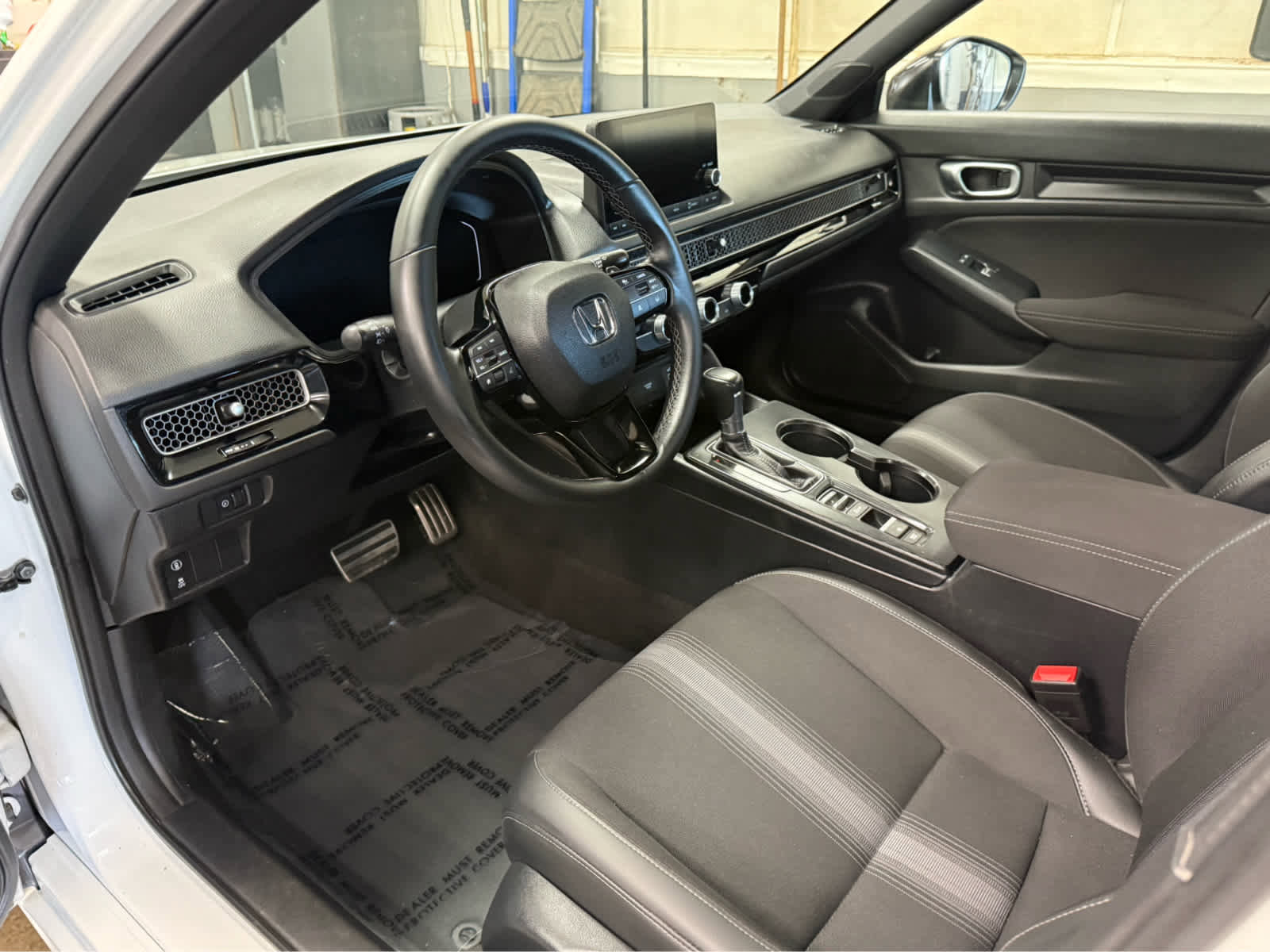 Used 2023 Honda Civic Sport image 9