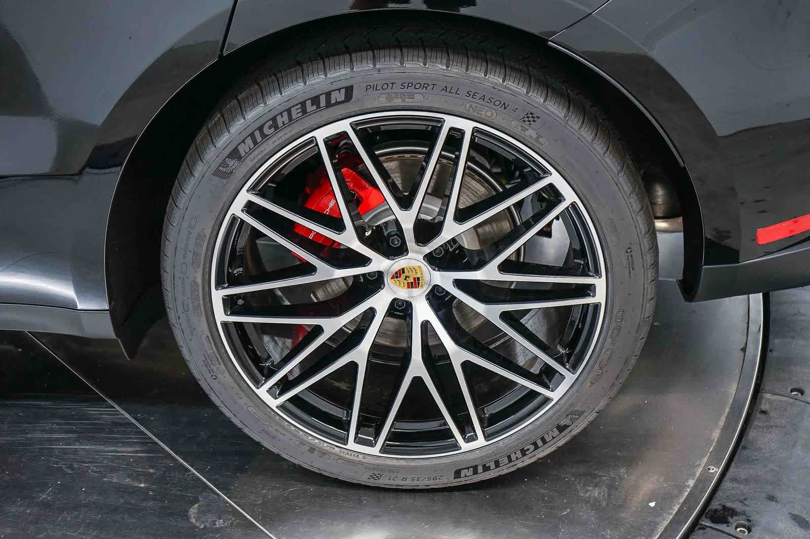 New 2026 Porsche Macan S AWD/4WD image 13