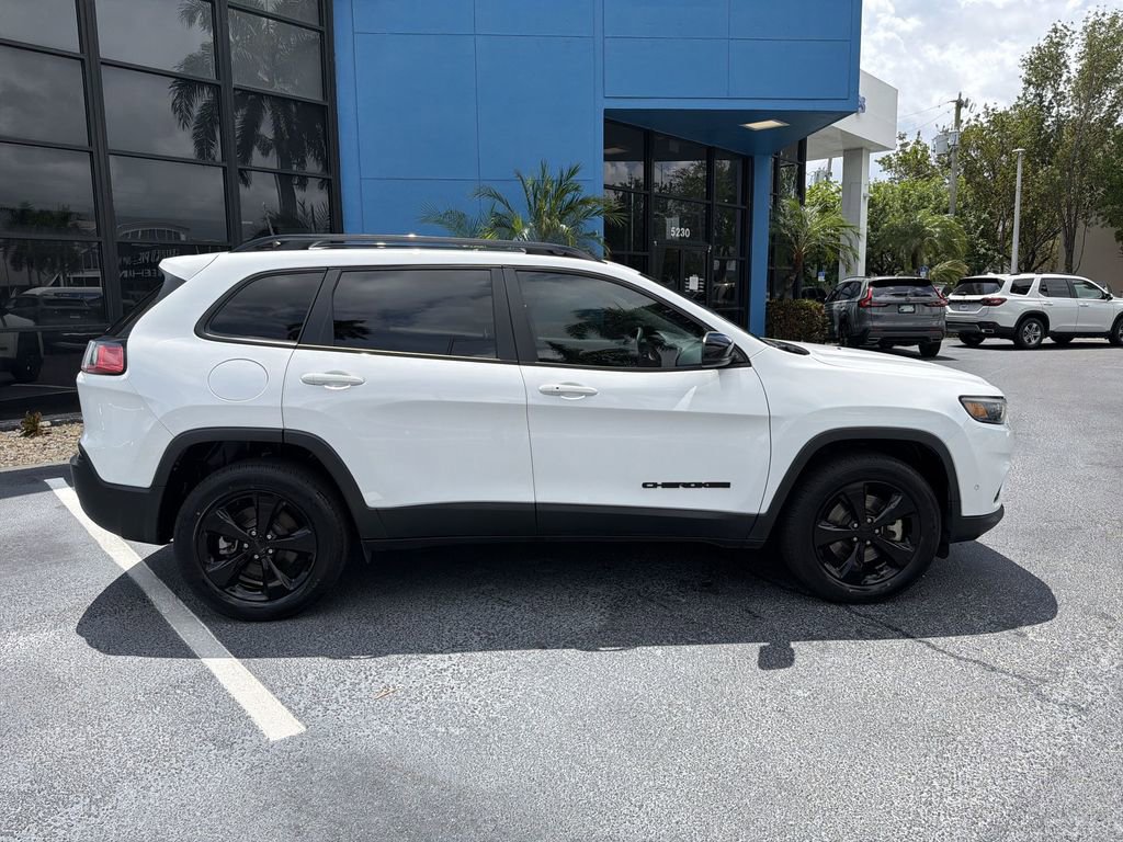 Used 2023 Jeep Cherokee Altitude Lux w/ Lux Elite Package AWD/4WD image 9