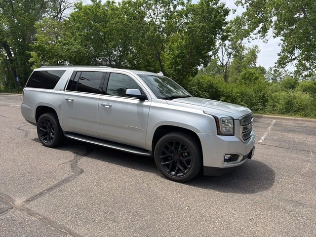 Used 2019 GMC Yukon XL SLT w/ Open Road Package AWD/4WD image 6