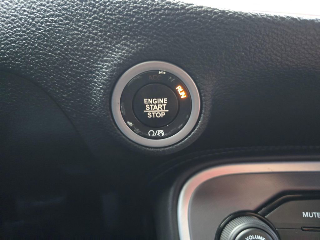 Used 2020 Dodge Challenger SXT image 26