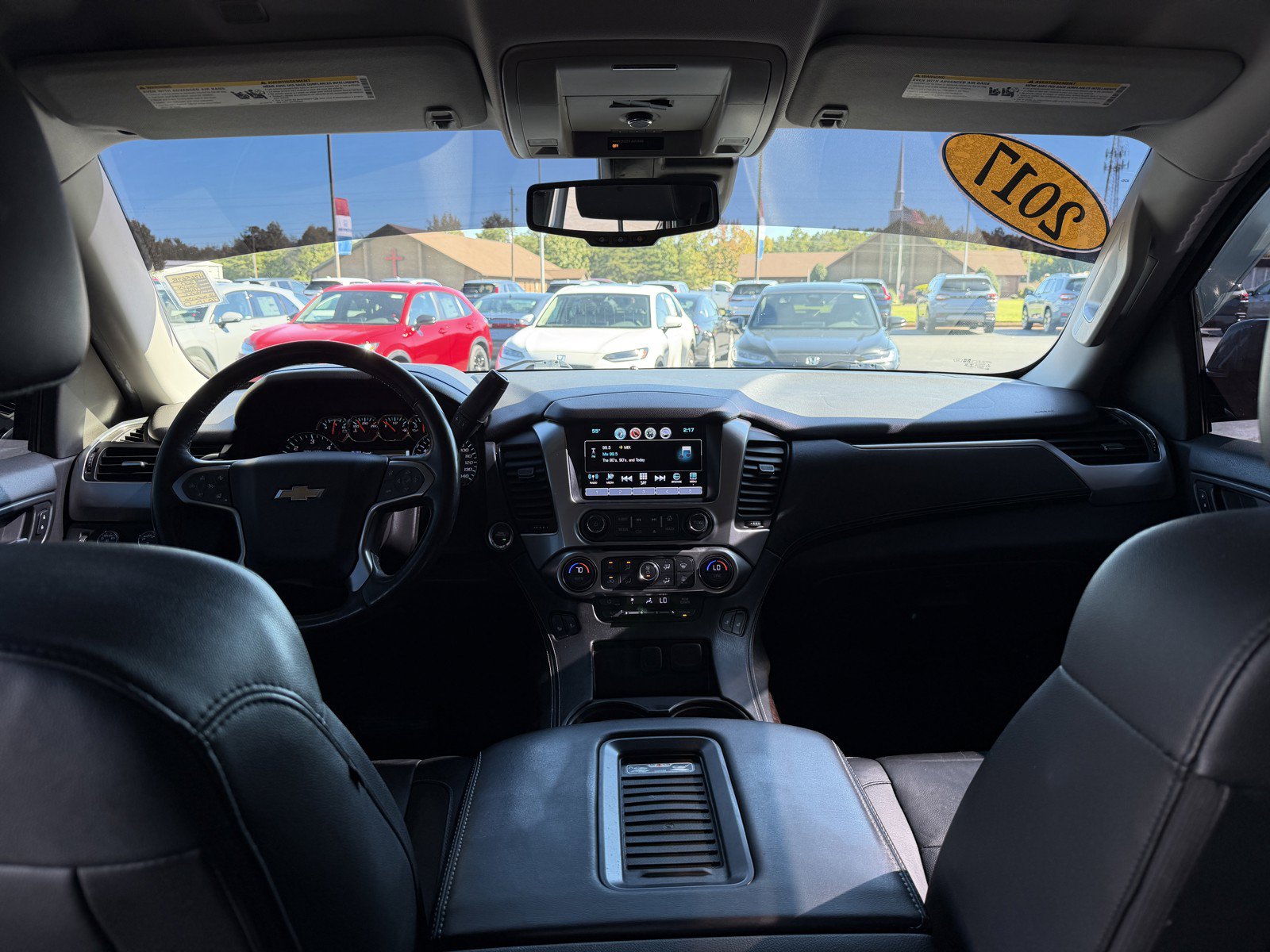 Used 2017 Chevrolet Tahoe LT w/ Luxury Package AWD/4WD image 18