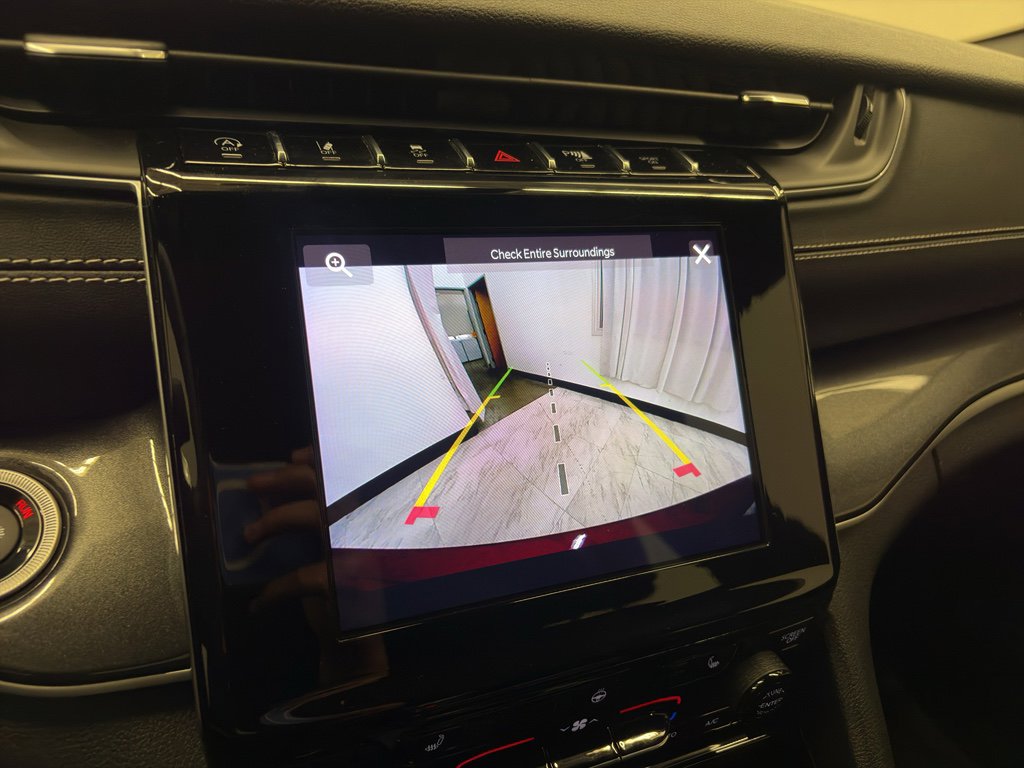 Used 2023 Jeep Grand Cherokee Altitude image 26