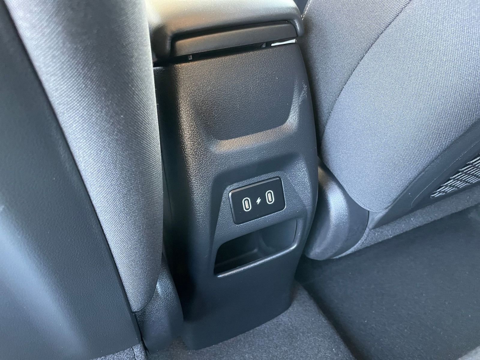 Used 2025 Hyundai Venue SEL image 22