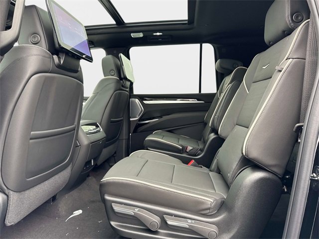 New 2026 Cadillac Escalade ESV Luxury image 12