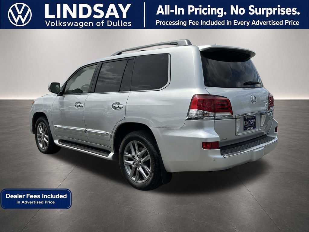 Used 2013 Lexus LX 570 4WD w/ Luxury Pkg image 5
