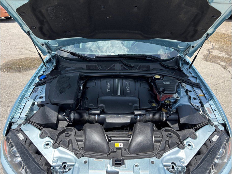 Used 2012 Jaguar XF RWD image 47