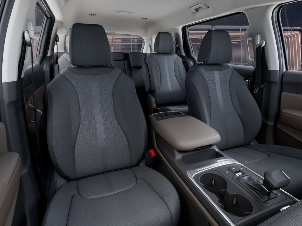 New 2026 Kia Carnival LX FWD image 16