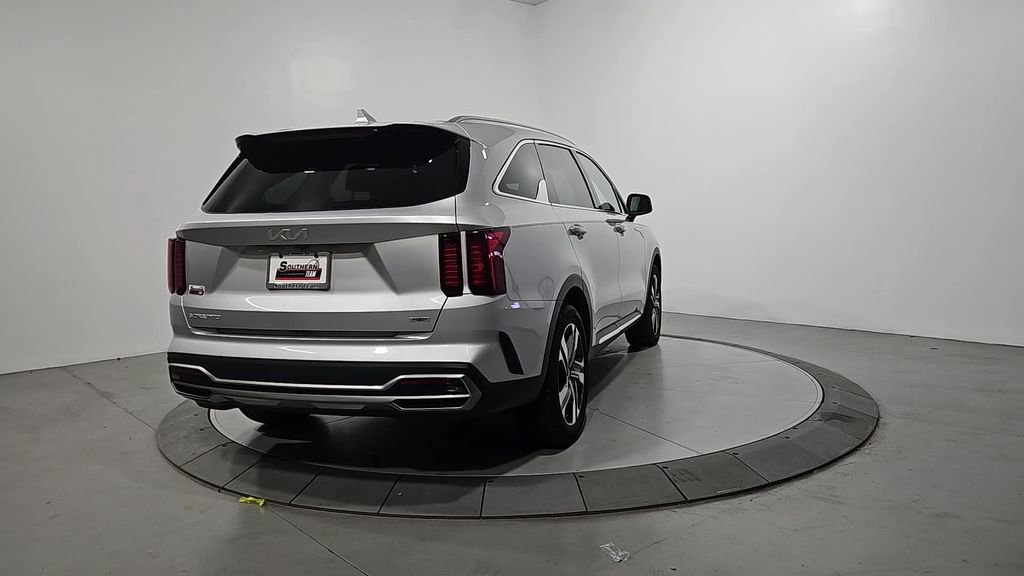 Used 2023 Kia Sorento EX image 5