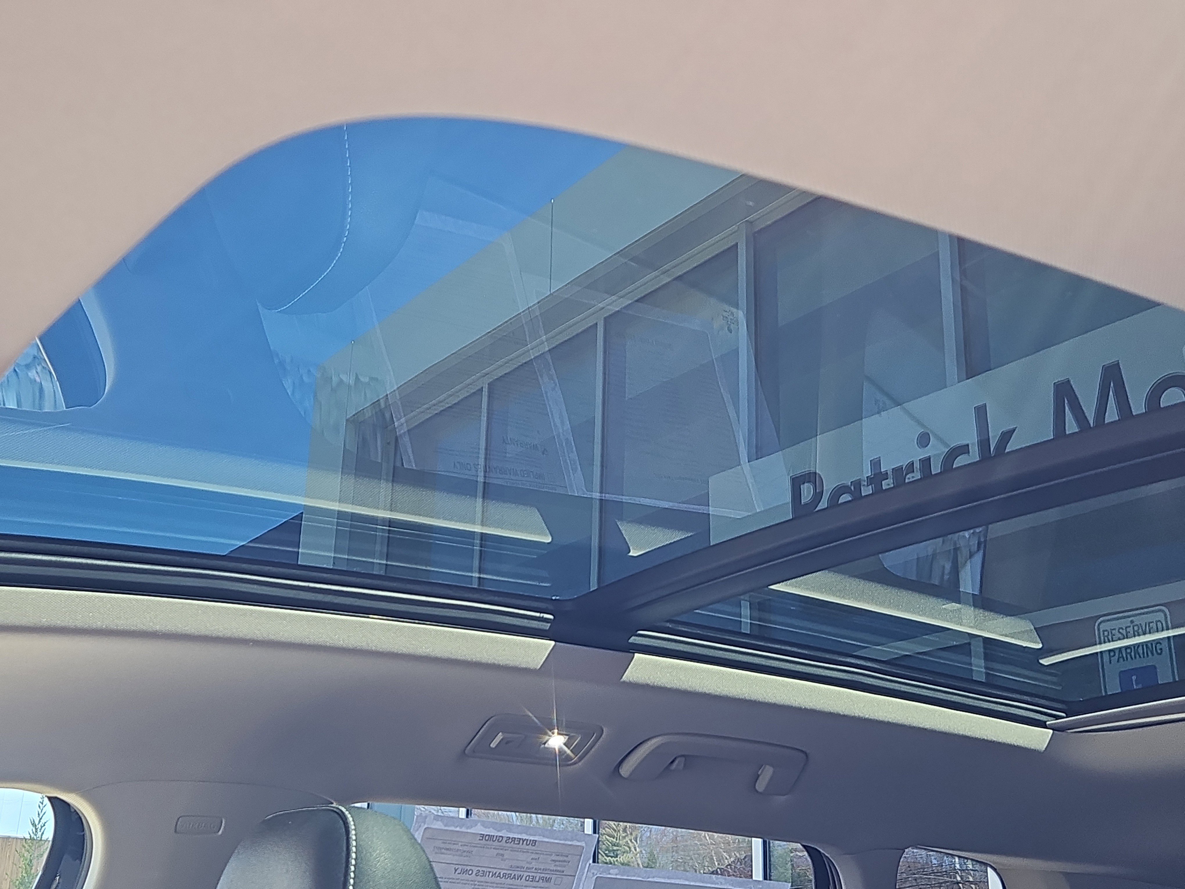 Certified 2025 Volkswagen Taos SEL AWD/4WD image 8