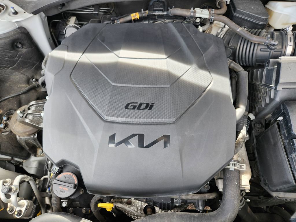 Used 2022 Kia Telluride SX w/ SX Prestige Package image 19