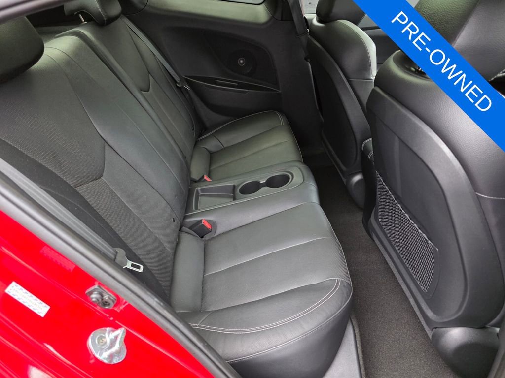 Used 2016 Hyundai Veloster Turbo w/ Option Group 04 FWD image 26