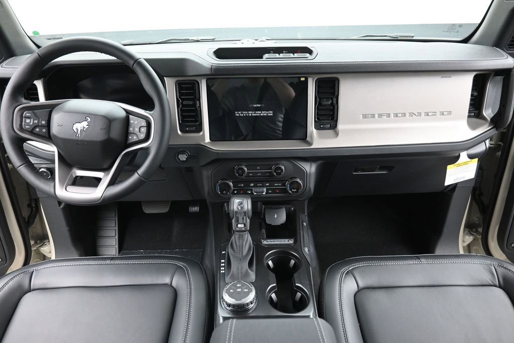 New 2026 Ford Bronco Outer Banks AWD/4WD image 10