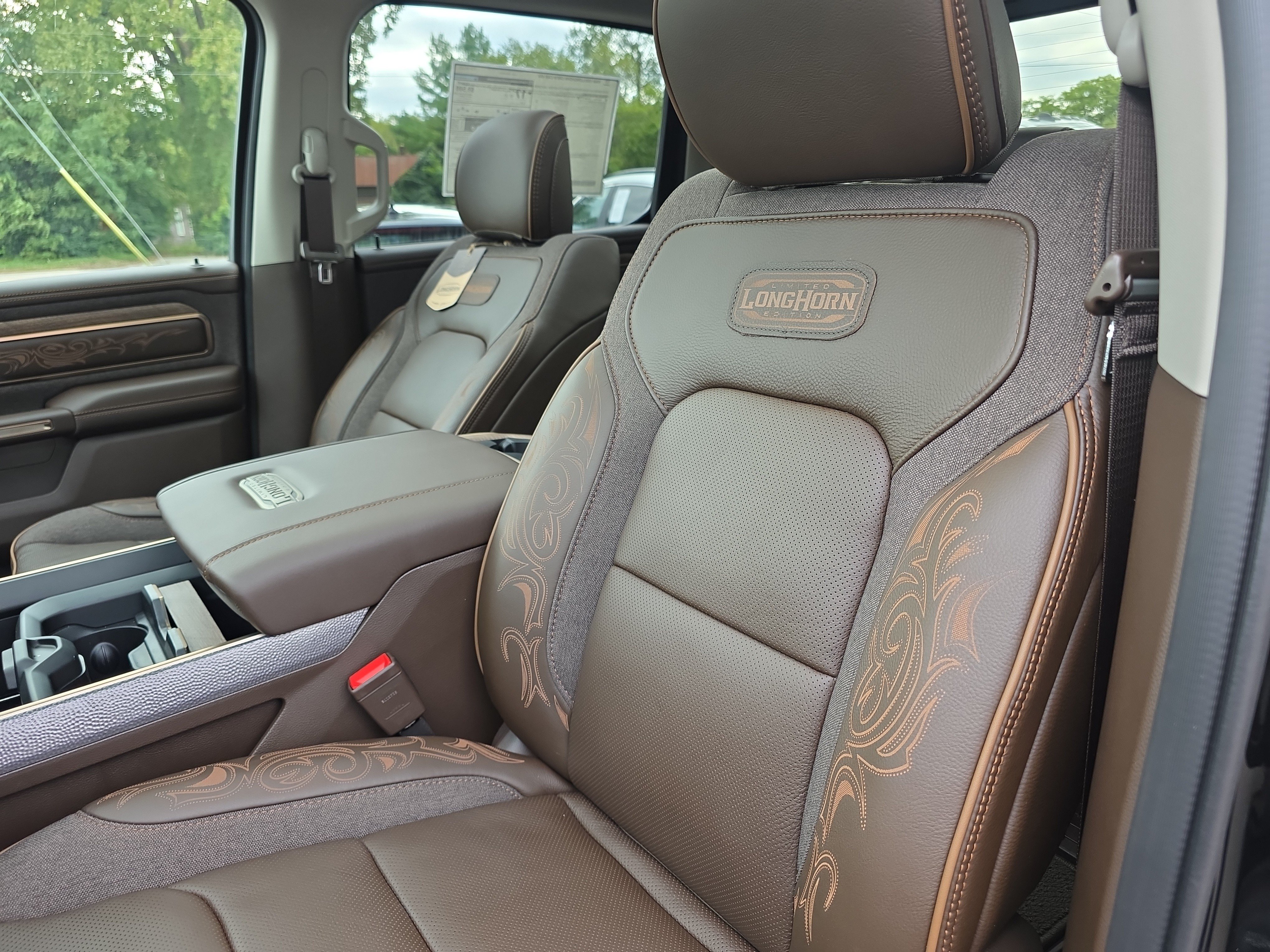 New 2027 RAM 1500 Longhorn AWD/4WD image 4