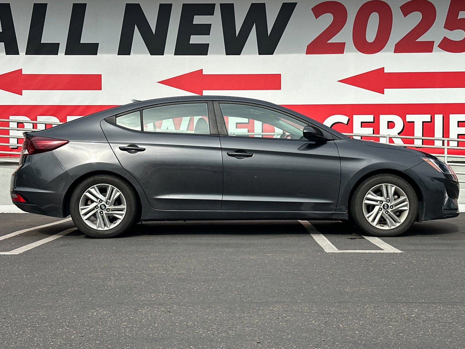 Used 2020 Hyundai Elantra Value Edition w/ Cargo Package (C1) FWD image 6