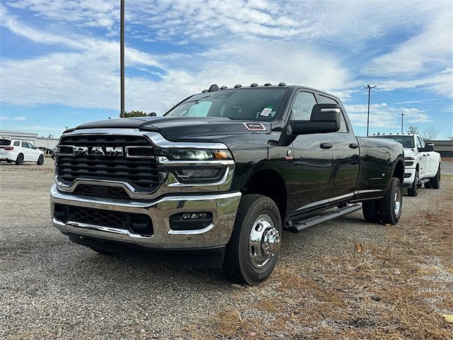 New 2026 RAM 3500 Tradesman image 3