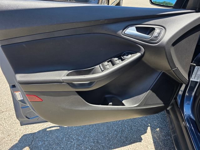 Used 2018 Ford Focus SEL FWD image 8