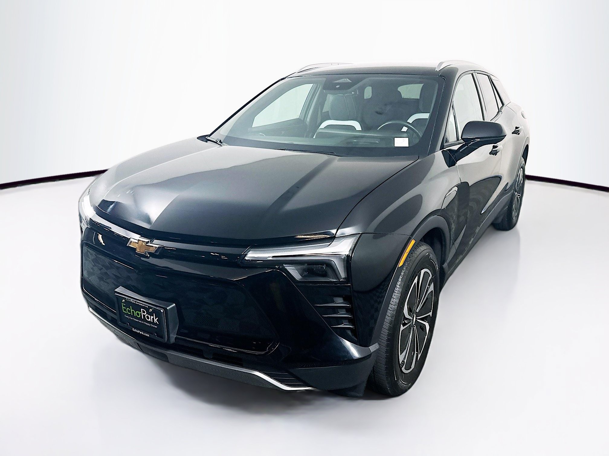 Used 2024 Chevrolet Blazer EV LT AWD/4WD image 3
