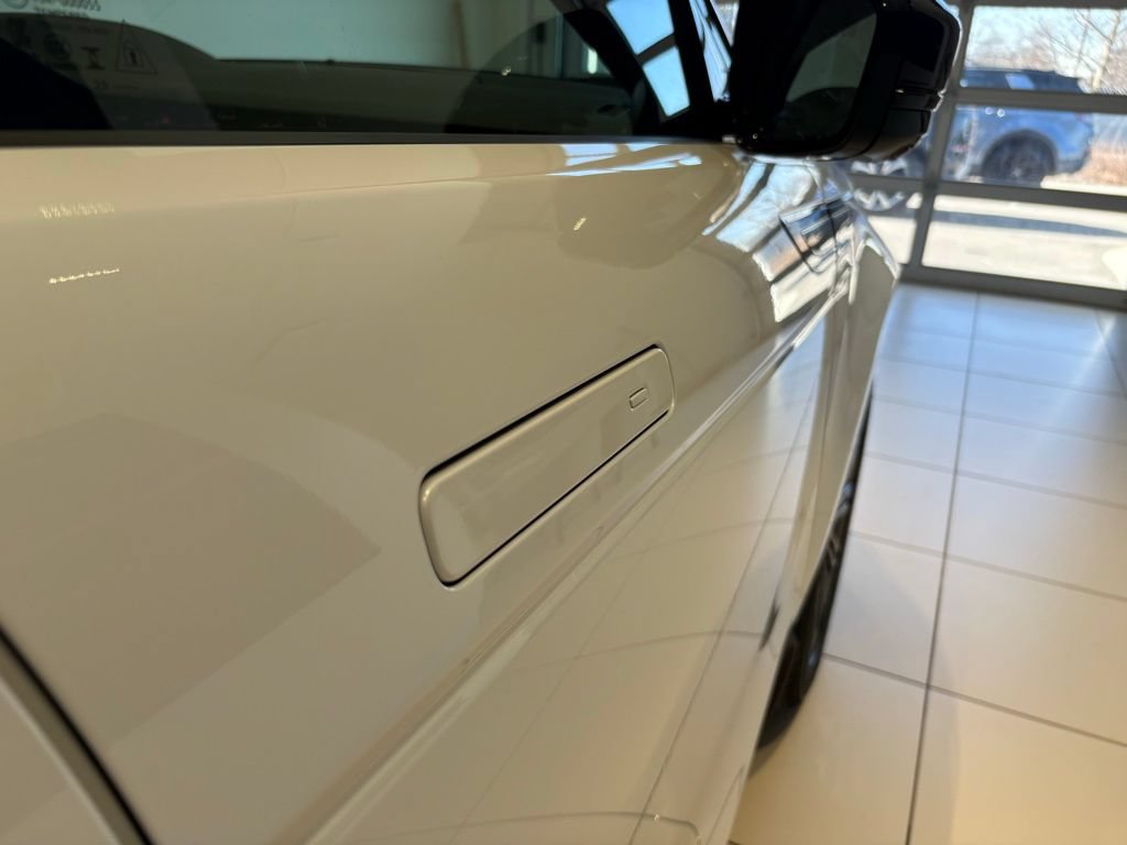 New 2026 Land Rover Range Rover Evoque Dynamic SE AWD/4WD image 9