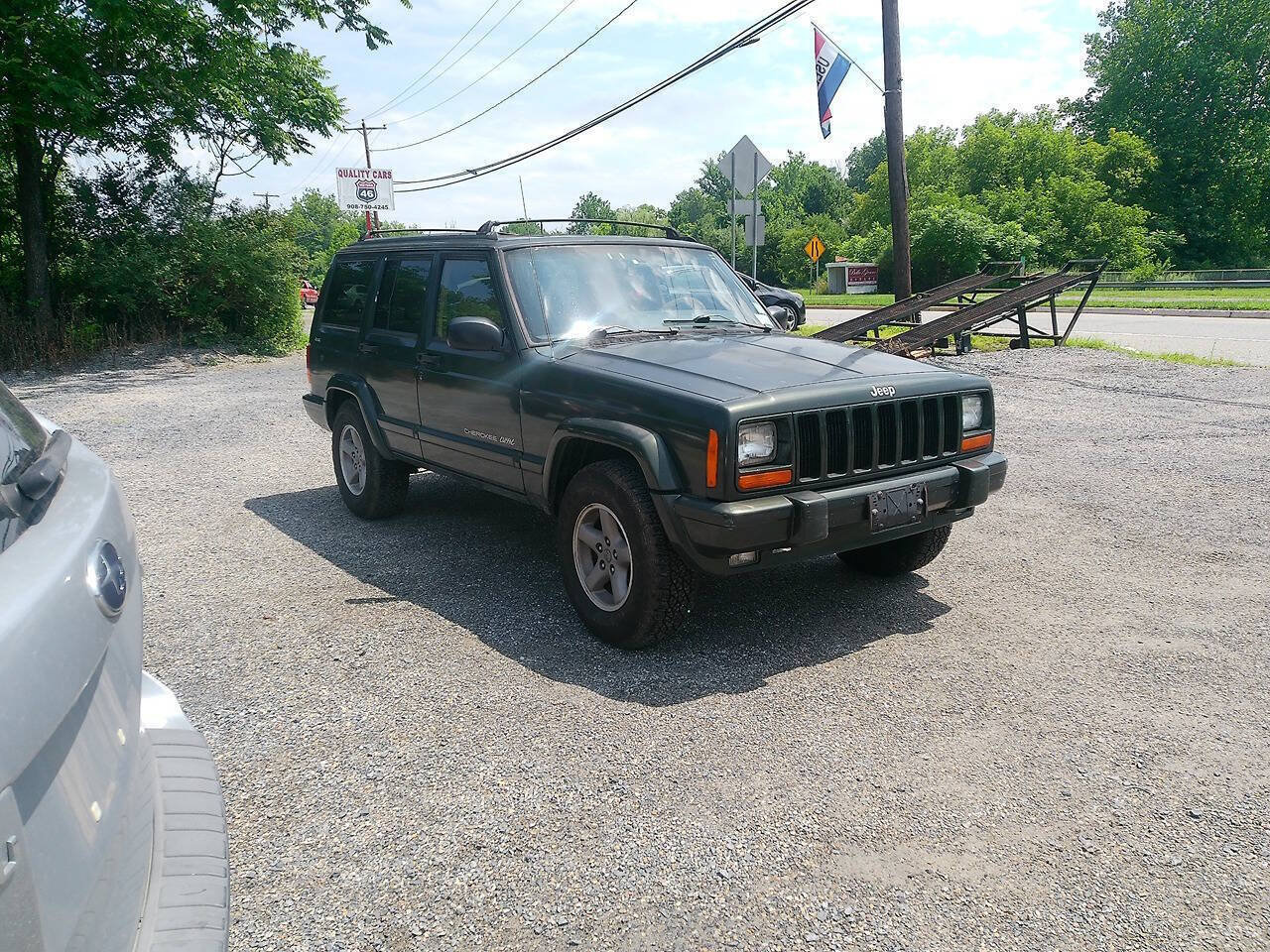 Used 1998 Jeep Cherokee Classic AWD/4WD image 5